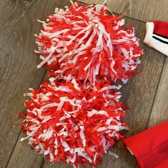 AMERICAN GIRL DOLL Red White Cheerleader Outfit  Skirt Top Pom Poms - Picture 6 of 7